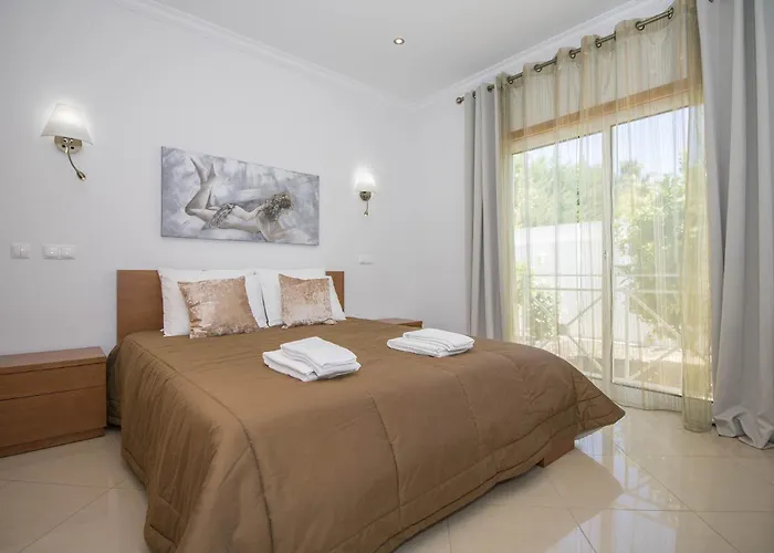 Maresia Gale (Albufeira)